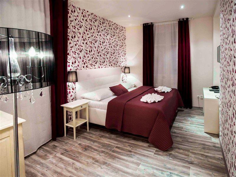פראג Hotel Nabucco מראה חיצוני תמונה