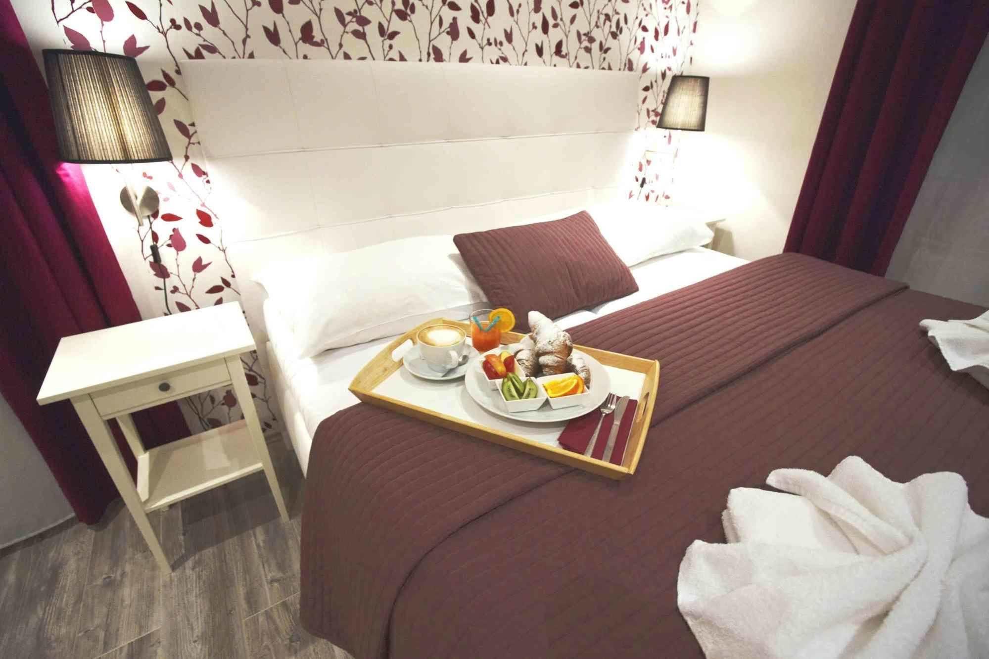 פראג Hotel Nabucco מראה חיצוני תמונה