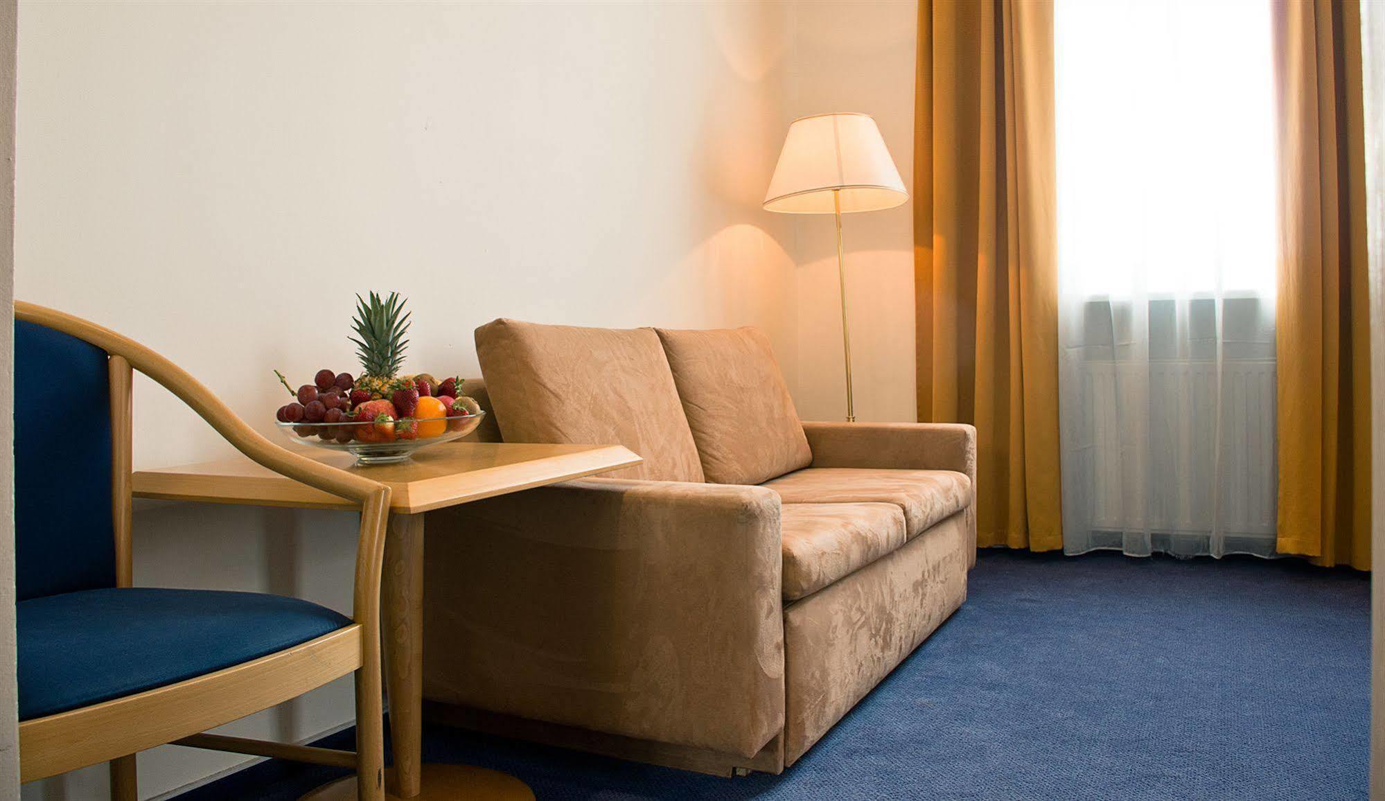 פראג Hotel Nabucco מראה חיצוני תמונה